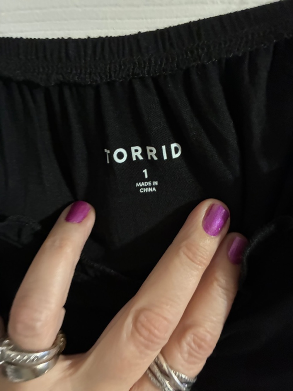 torrid Black Ruched Bust Ruffle top - Picture 4 of 5